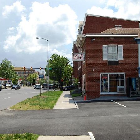 Towne Motel الإسكندرية، فيرجينيا المظهر الخارجي الصورة